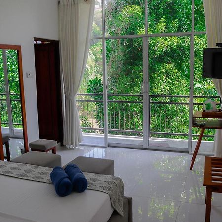 Hill Country Villa Канди Екстериор снимка