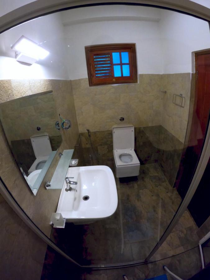 Hill Country Villa Канди Екстериор снимка