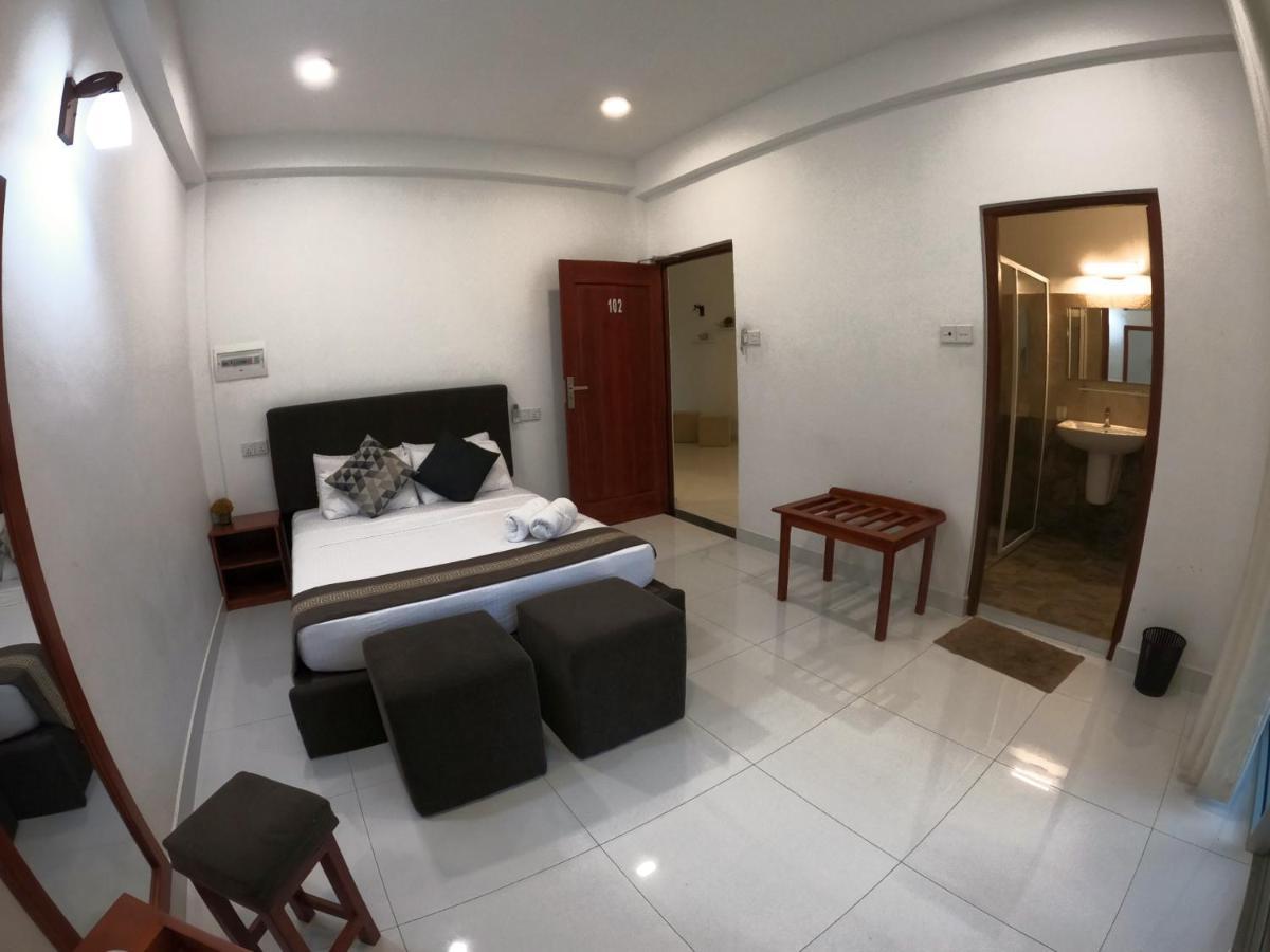 Hill Country Villa Канди Екстериор снимка