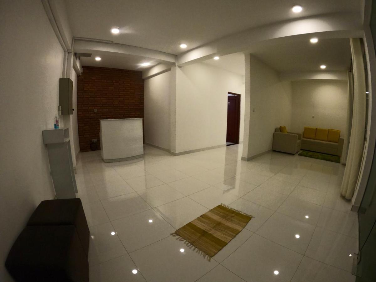 Hill Country Villa Канди Екстериор снимка
